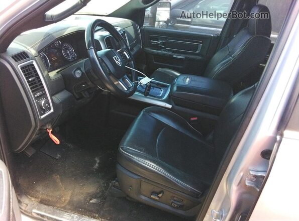 1C6RR7PTXGS119945 2016 RAM 1500 Gray Вид салону спереду
