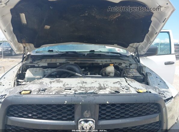 1C6RR7ST0JS194734 2018 RAM 1500 White Вид ззаду
