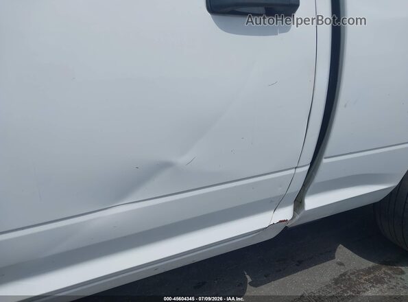1C6RR7ST0KS659417 2019 RAM 1500 CLASSIC White Widok z przodu