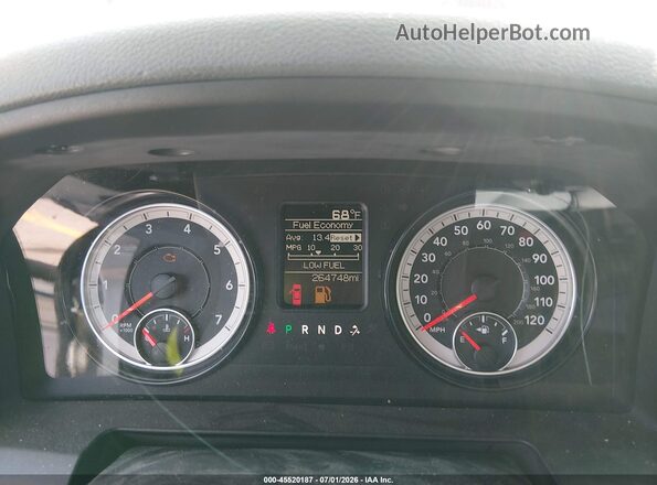 1C6RR7ST7GS337459 2016 RAM 1500 Серебряный Вид задних сидений