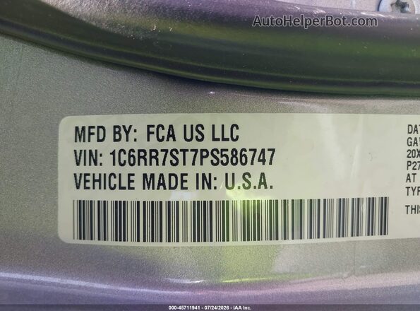 1C6RR7ST7PS586747 2023 RAM 1500 CLASSIC Silver Vista del compartimento del motor