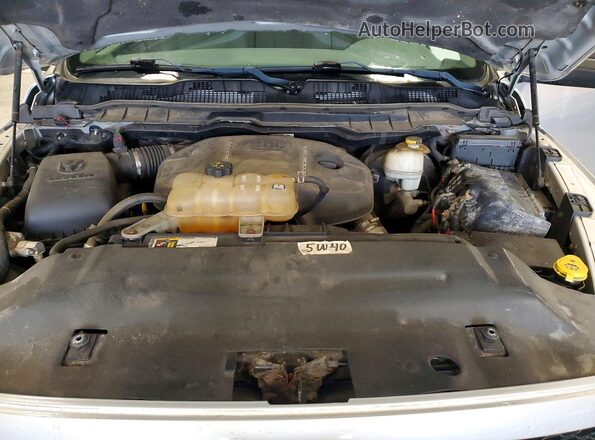 1C6RR7TM5GS198360 2016 RAM 1500 Silver Rear interior view