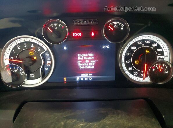 1C6RR7TM5GS198360 2016 RAM 1500 Silver Instrument cluster view