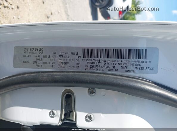 1C6RR7TM8JS273205 2018 RAM 1500 White ძრავის განყოფილების ხედი