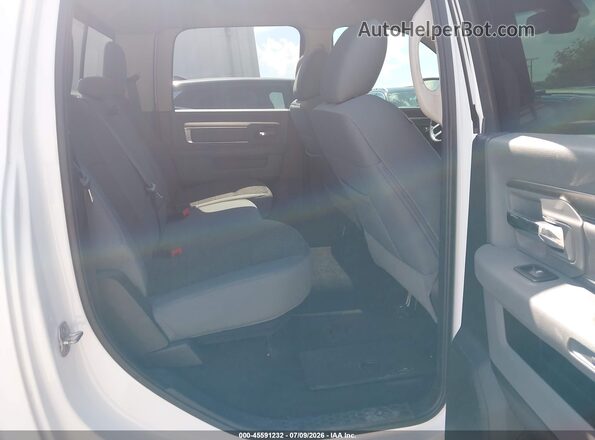 1C6RR7TM8JS273205 2018 RAM 1500 White VIN კოდის სტიკერის ხედი