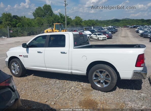1C6RR7TM8JS273205 2018 RAM 1500 White სალონის 360-გრადუსიანი ხედი