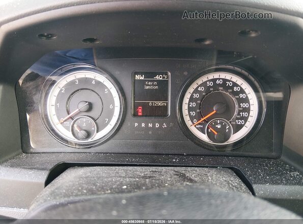 1C6RR7TT1LS109272 2020 RAM 1500 CLASSIC Burgundy Vista de los asientos traseros