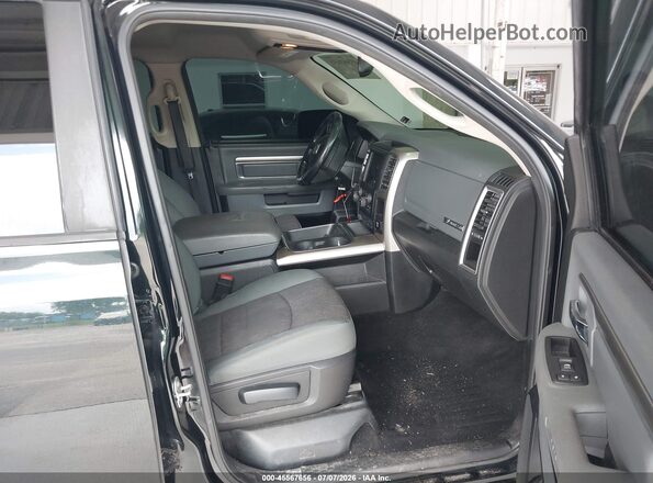 1C6RR7TT3GS398807 2016 RAM 1500 Черный Вид салона спереди