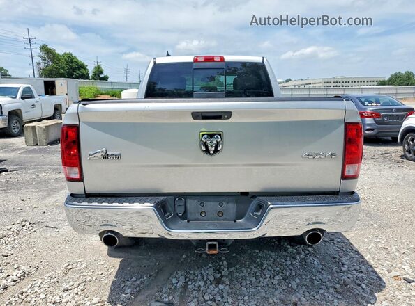 1C6RR7TT3HS646586 2017 RAM 1500 Silver Вид ззаду