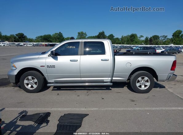 1C6RR7TT4HS623432 2017 RAM 1500 Silver Սալոնի 360 աստիճան տեսք