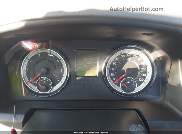 1C6RR7TT5KS567167 2019 RAM 1500 CLASSIC Red უკანა სავარძლების ხედი