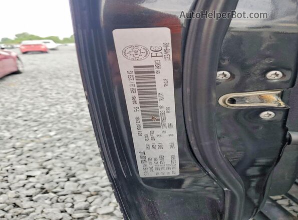 1C6RR7VM9GS333613 2016 RAM 1500 Black ძრავის განყოფილების ხედი