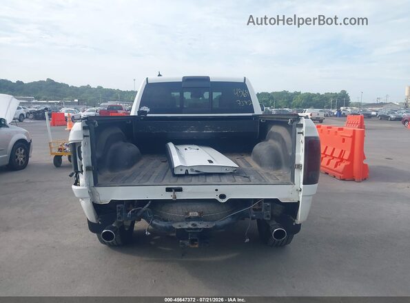 1C6RR7VMXGS309904 2016 RAM 1500 White Widok z przodu