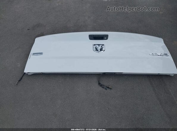 1C6RR7VMXGS309904 2016 RAM 1500 White Widok zestawu wskaźników