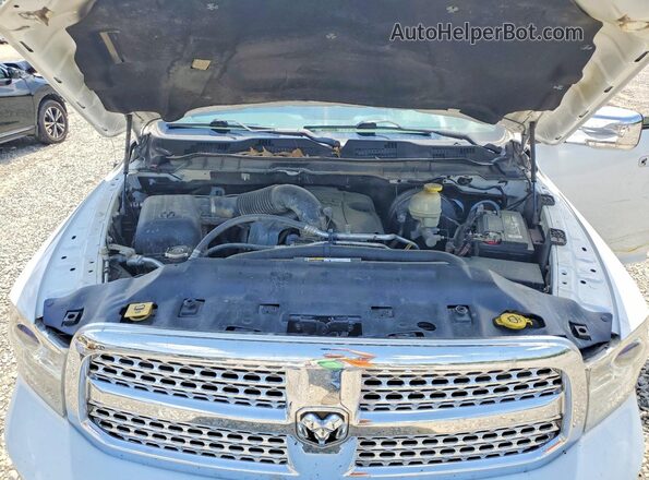 1C6RR7VT1HS551876 2017 RAM 1500 White Вид задньої частини салону