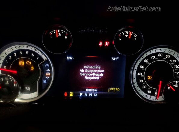 1C6RR7VT5GS268878 2016 RAM 1500 Black Вид щитка приладів