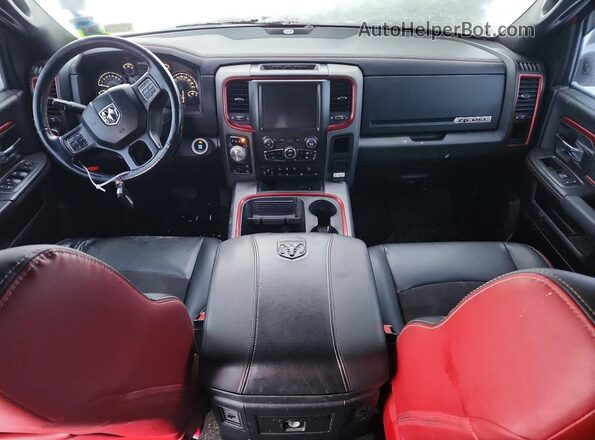 1C6RR7YT1GS217079 2016 RAM 1500 Red Vista del salpicadero