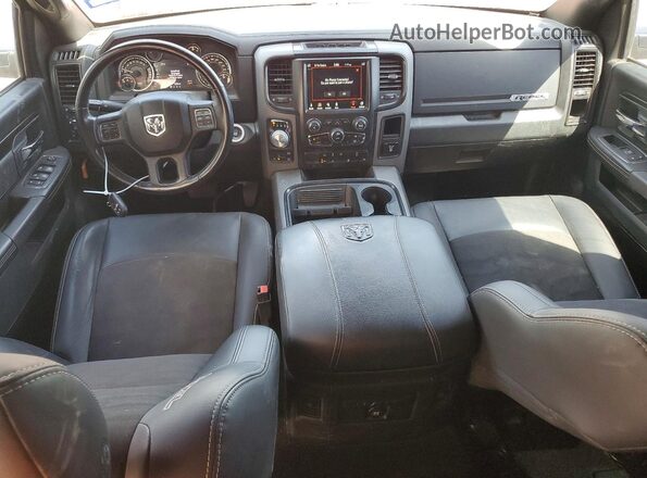 1C6RR7YT2JS197299 2018 RAM 1500 Burgundy Dashboard view