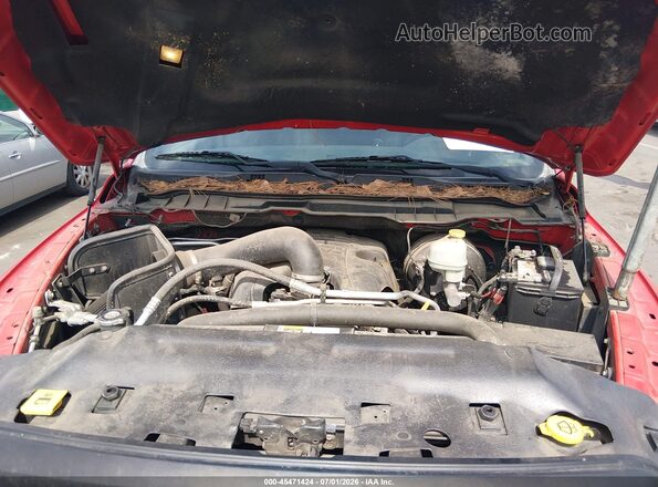 1C6RR7YT3GS259589 2016 RAM 1500 Red Հետևի տեսք
