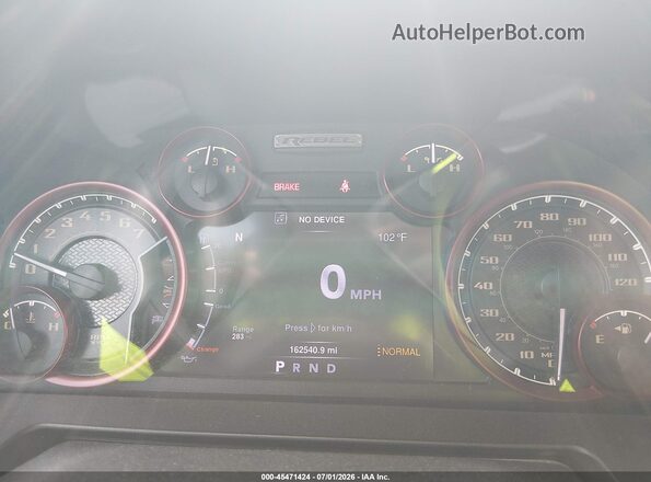 1C6RR7YT3GS259589 2016 RAM 1500 Red Հետևի նստատեղերի տեսք
