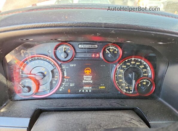 1C6RR7YT3HS581151 2017 RAM 1500 Red Սարքավորումների վահանակի տեսք