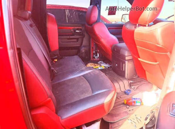 1C6RR7YT3HS581151 2017 RAM 1500 Red Հետևի նստատեղերի տեսք