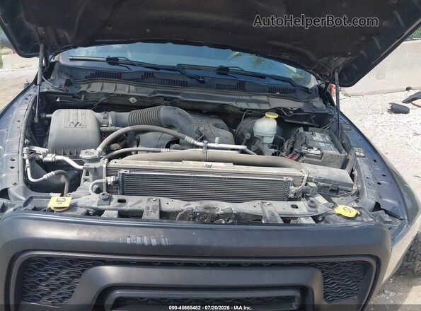 1C6RR7YT4HS740727 2017 RAM 1500 Gray Հետևի տեսք