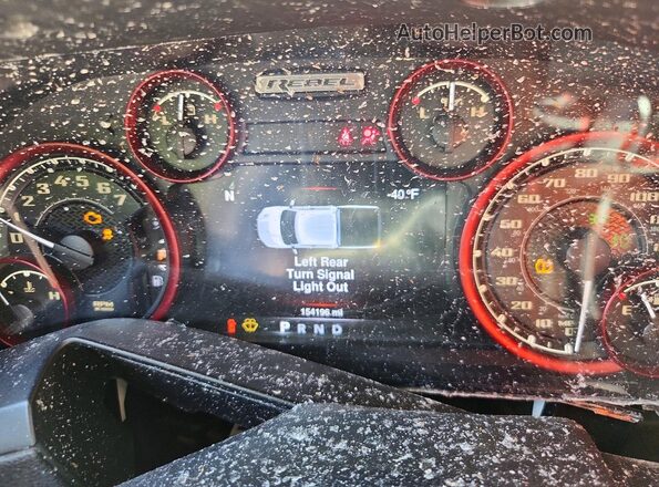 1C6RR7YT8GS363480 2016 RAM 1500 Red Vista del cuadro de instrumentos