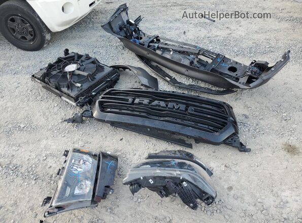 1C6RREBG0MN748879 2021 RAM 1500 Gray Вид підкапотного простору
