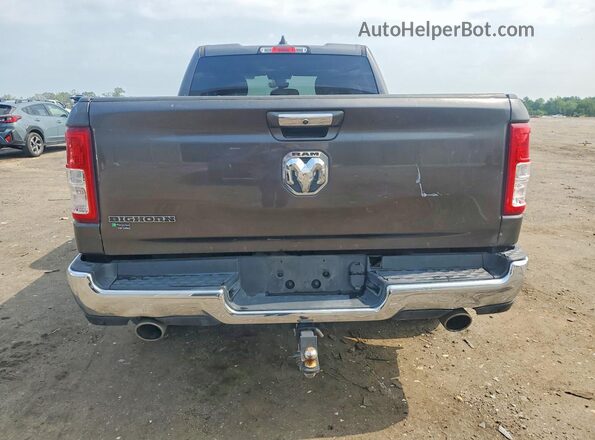 1C6RREBT2LN256222 2020 RAM 1500 Charcoal Widok z tyłu