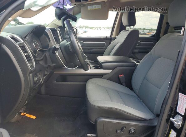 1C6RREBT4LN277654 2020 RAM 1500 Black Front interior view