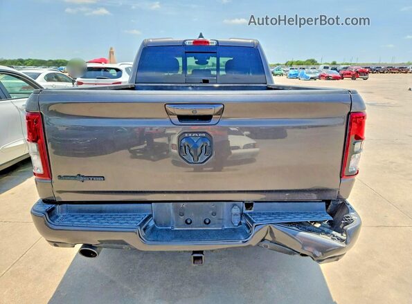 1C6RREBT7NN157558 2022 RAM 1500 Gray Rear view