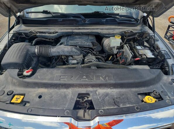 1C6RREBT8MN530198 2021 RAM 1500 Silver Սալոնի հետևի տեսք