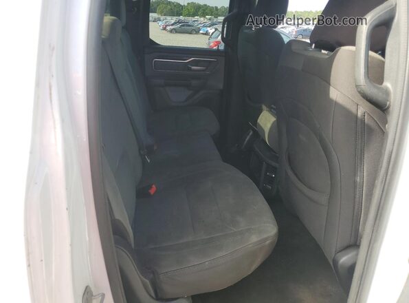 1C6RREBT9NN354747 2022 RAM 1500 White Rear seats view