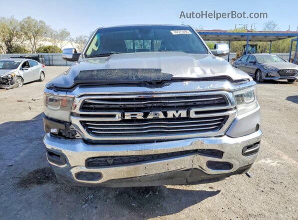 1C6RREDT2LN306095 2020 RAM 1500 Silver Widok z przodu