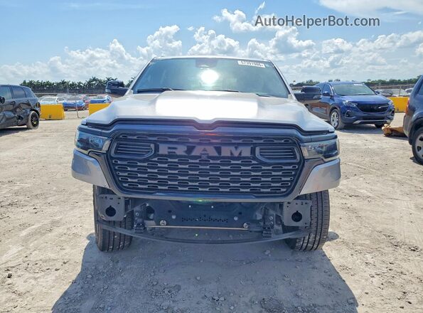 1C6RREFG4SN712345 2025 RAM 1500 Silver წინა ხედი