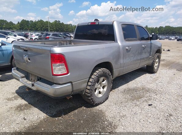 1C6RREFG5NN335819 2022 RAM 1500 Silver Tył prawy