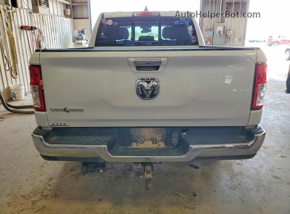 1C6RREFG6KN716946 2019 RAM 1500 White Հետևի տեսք