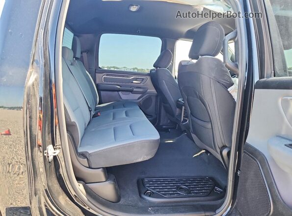 1C6RREFT0MN750462 2021 RAM 1500 Black Widok tylnych siedzeń