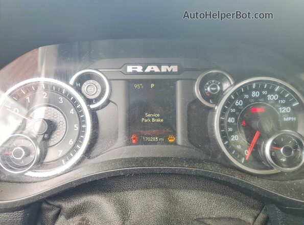 1C6RREFT1LN185881 2020 RAM 1500 White Вид щитка приладів