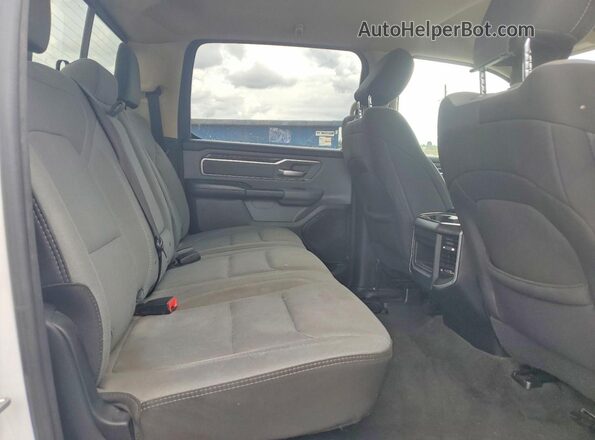 1C6RREFT1LN185881 2020 RAM 1500 White Вид задніх сидінь