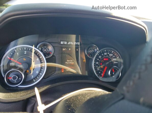 1C6RREFT2KN706427 2019 RAM 1500 Бордовый Вид щитка приборов