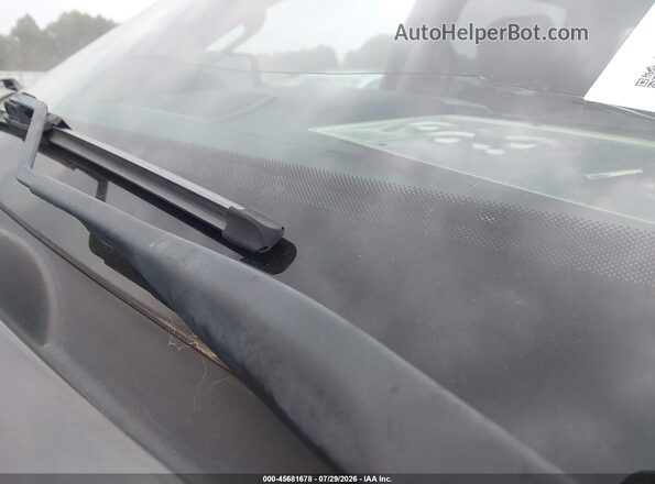1C6RREFT2LN185775 2020 RAM 1500 Gray Front view
