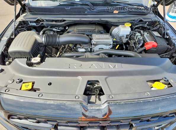 1C6RREFT2RN183789 2024 RAM 1500 Black უკანა სალონის ხედი
