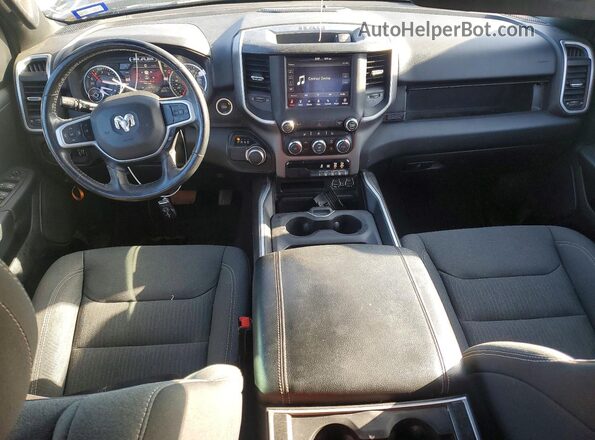 1C6RREFT3MN533066 2021 RAM 1500 Черный Вид панели приборов