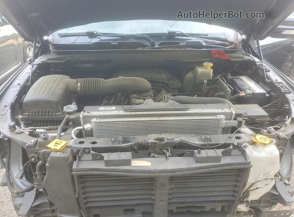 1C6RREFT3MN769085 2021 RAM 1500 Gray უკანა სალონის ხედი