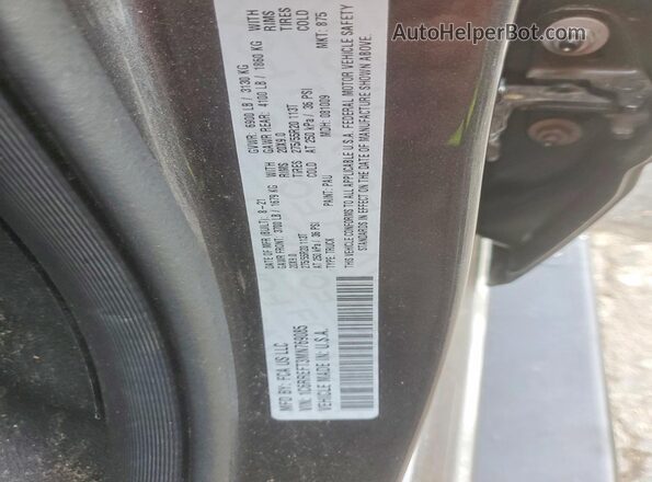 1C6RREFT3MN769085 2021 RAM 1500 Gray ძრავის განყოფილების ხედი