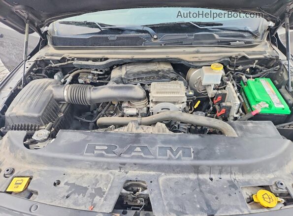 1C6RREFT3NN120002 2022 RAM 1500 Серый Вид задней части салона