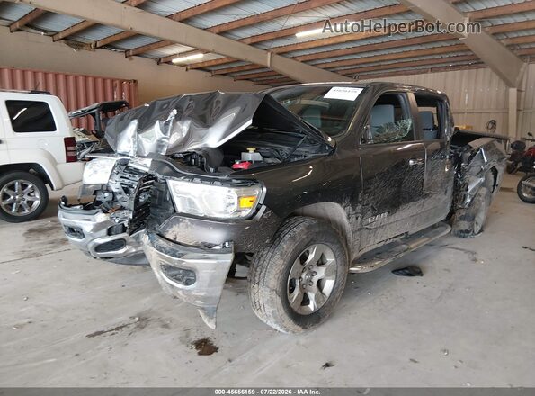 1C6RREFT4NN359252 2022 RAM 1500 Gray წინა მარცხენა ხედი სამი მეოთხედიდან