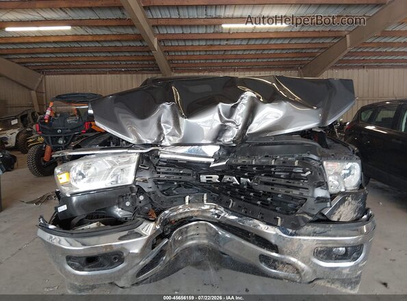 1C6RREFT4NN359252 2022 RAM 1500 Gray ხელსაწყოთა პანელის ხედი